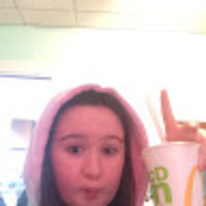 Meet your Posher, Annie